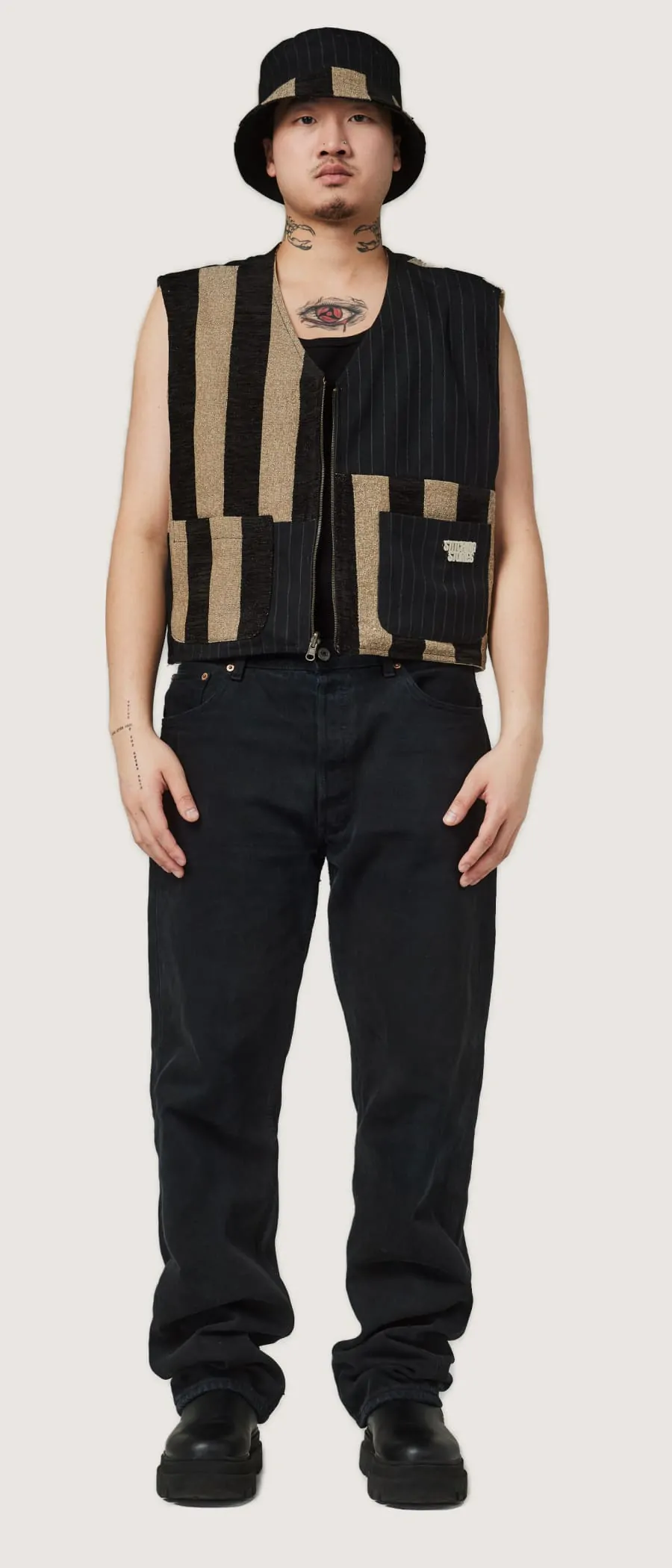 Reversible theatró gilet